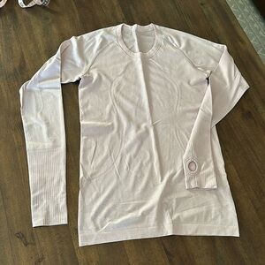 Lululemon swiftly long sleeve size 8 top dusty pink